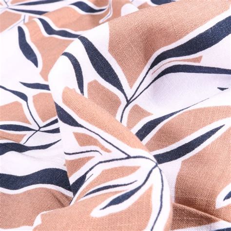 Tissu Viscose Extensible Feuilles De Bambou Sur Fond Rose Nude Par Cm