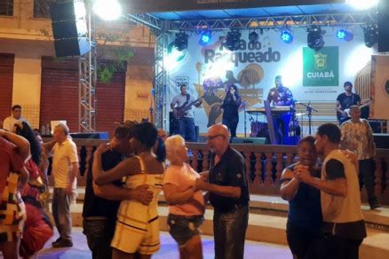 MidiaNews Banda E Siriri E Cururu Fazem A Festa Da Rua Do Rasqueado