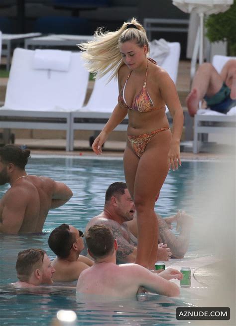 Ellie Brown Sexy Wears A Tiny Bikini And Attracts Plenty Of Attention By The Pool In Miami Aznude