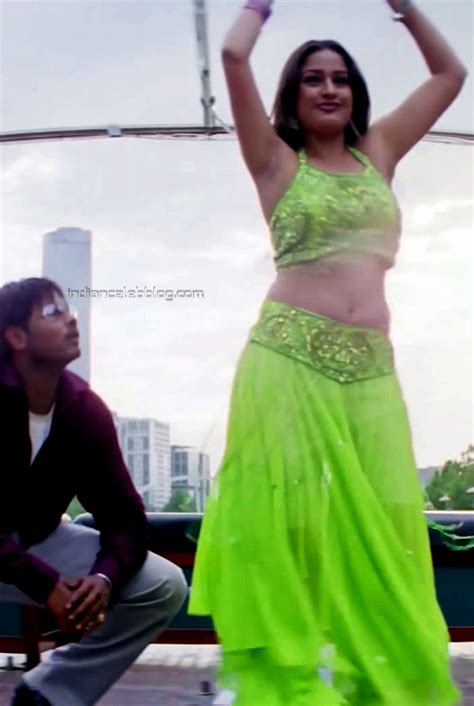 Sonia Agarwal Thiruttu Payale Hot Navel Armpit Hd Caps