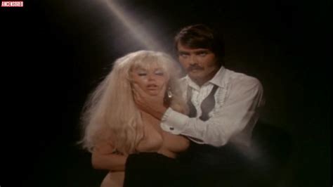 The Toy Box Nude Pics Page