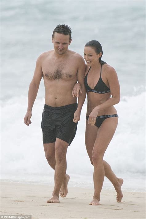 7 Hot Sexy Libby Babet Bikini Pics