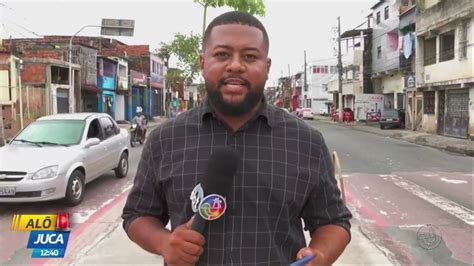 Al Juca Rifeiro Morto V Rios Tiros Na Cabe A No Bairro Do