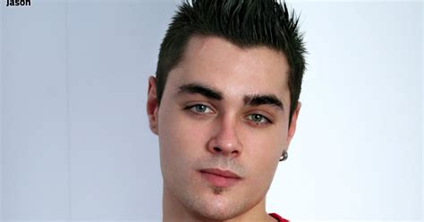 Spazio Gay Foto Filmati Racconti E Annunci Esibizionisti Gay Foto Di Marco