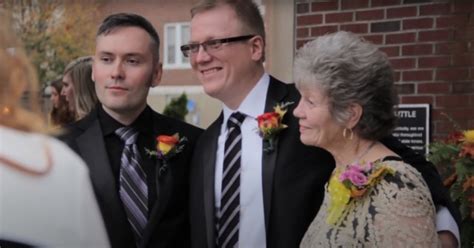 Former Kentucky Clerk Ordered To Pay Over 260 000 To Gay Couple In Marriage License Case The