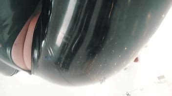 Selfie de goma de látex Video Catsuit Fetichismo de Arya Grander XVIDEOS