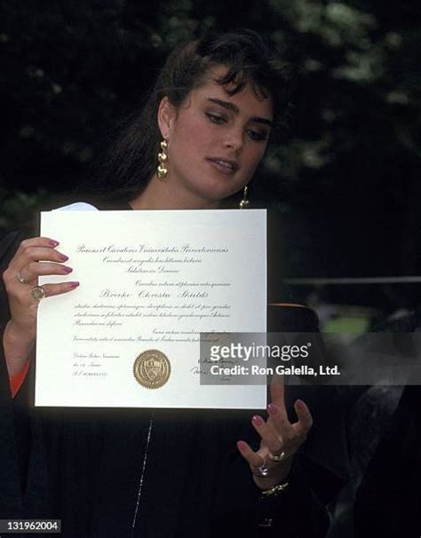 23 Brooke Shields Graduation From Princeton University June 9 1987 ...