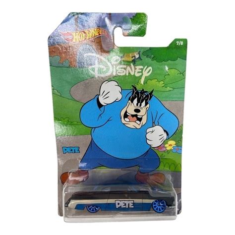 Mattel Toys Mattel Hot Wheels Pete Fish D Chip D Race Car Th