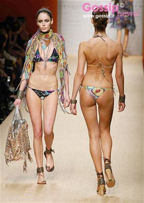 Sfilata Miss Bikini Luxe A Milano Foto E Gossip