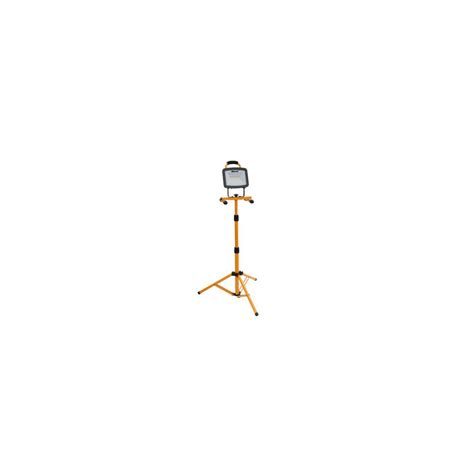 Woods Lumen Portable Led Work Light With Tripod Wl S The