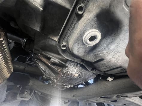 What is this transmission leak? : r/MechanicAdvice