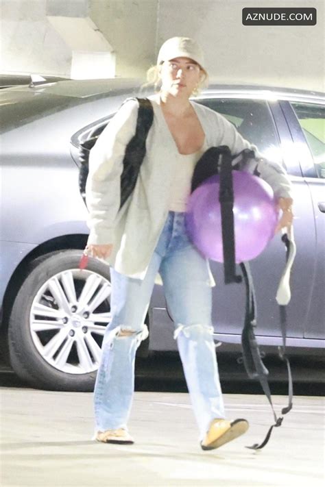 Hilary Duff Nude And Sexy Photos Collection From Various Outings And Magazine Photoshoots Aznude