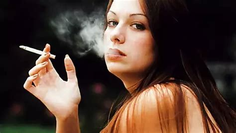 Free Sexy Smoker Porn Videos XHamster