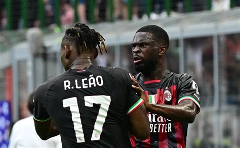 Ac Milan Open Door For Rafael Leao Exit Amid Chelsea Transfer Interest