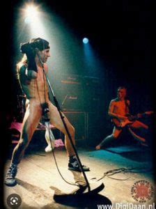 Red Hot Chili Peppers Perform Naked Collectors Realm 3