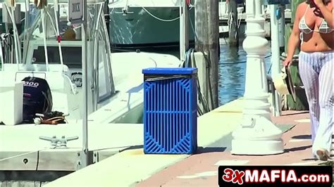 Milf On Boat Videos XVIDEOS