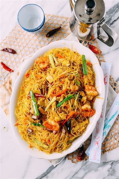 Singapore Noodles Singapore Mei Fun The Woks Of Life