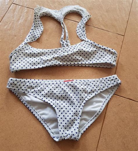 Bikini für Mädchen weiss mit Tupfen Grösse ca Gebraucht in Thun für CHF mit