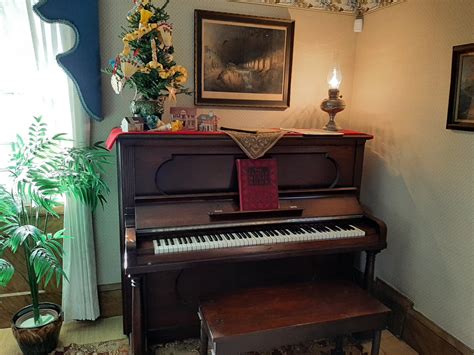Historic Longstreet Farm - Home