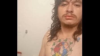 Se masturber pour la première fois devant la caméra XVIDEOS