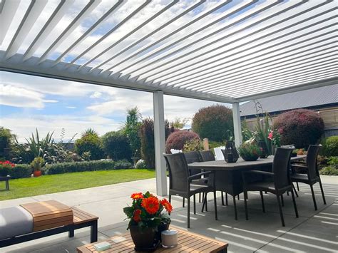 Custom Louvre Roof On Pergola With A View Douglas Innovation