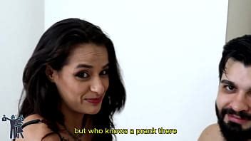 Esposa Contrat Una Prostituta Como Regalo Para Su Marido Subtitulado Al Espa Ol Xvideos