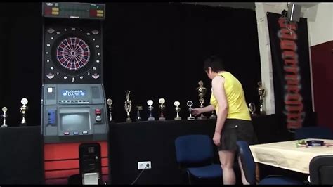 Une Grosse MILF Se Fait Baiser Sur La Table Du Pub XHamster