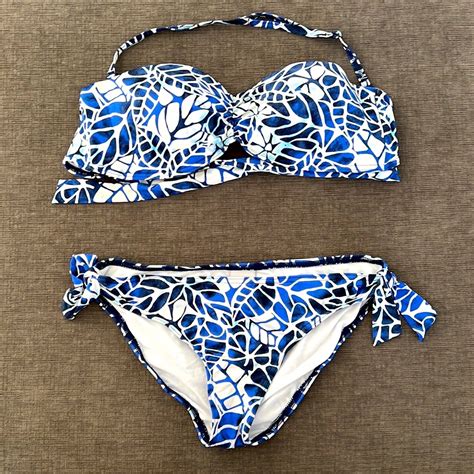 Jag 2 Piece Bikini Swimsuit Blue White Stunning Gem