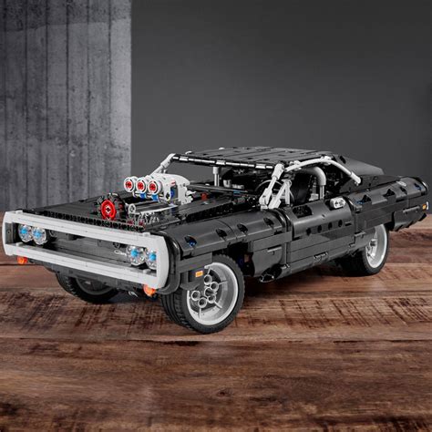 Customer Reviews: LEGO Technic Fast & Furious Dom’s Dodge Charger 42111 ...