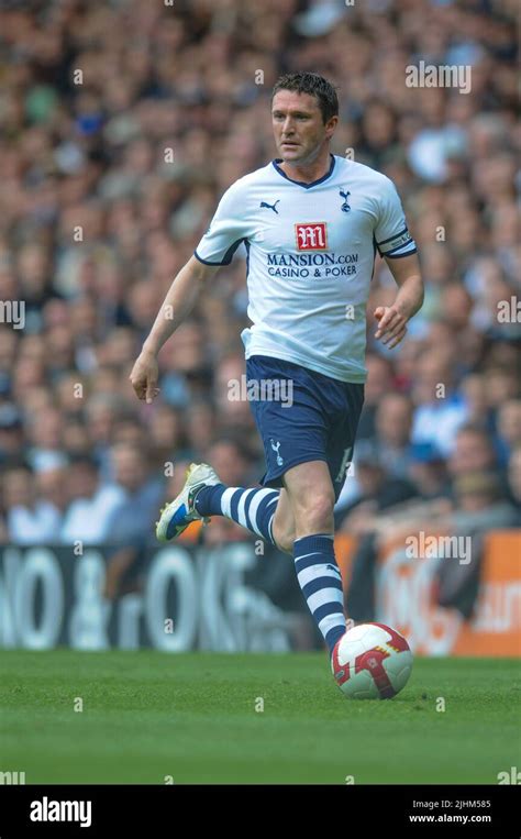 robbie keane tottenham  res stock photography  images alamy