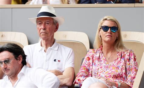 photo jean claude narcy en tribune jour  lors des internationaux