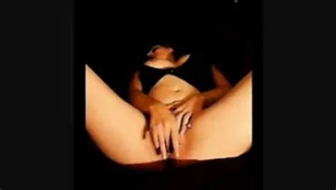 Free Rubbing One Out Porn Videos Xhamster