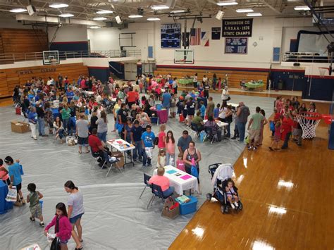 Hundreds Attend Back To School Bash 2017 The Edmonson Voice