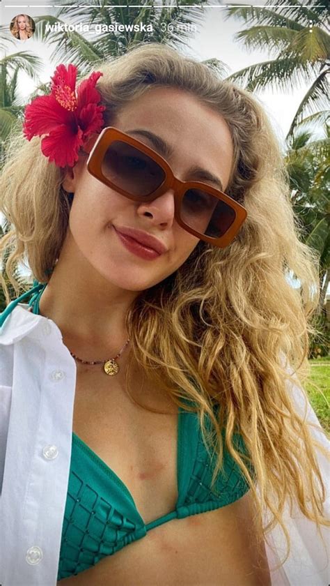 Wiktoria Gąsiewska w bikini Aktorka odsłania ciało w zabójczym