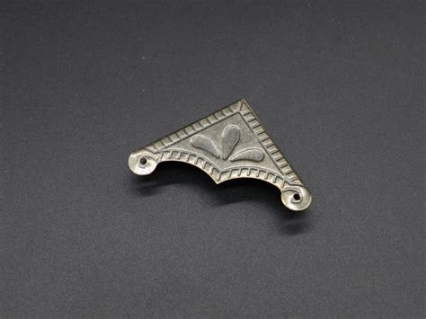 ᐉ Уголок для мебели декоративный 40х40х9 мм Антик (30947328) • Купить в ...