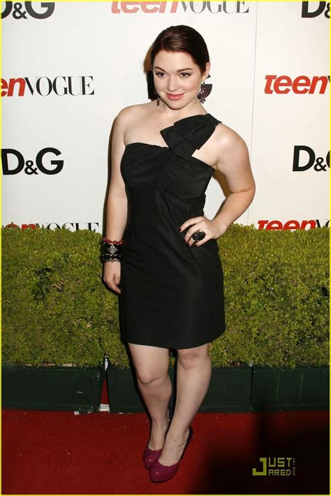 Full Sized Photo of jennifer stone teen vogue 05 | Jennifer Stone: Teen ...