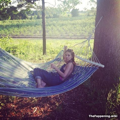 Caitlin Stasey Nude Pics Vids The Fappening