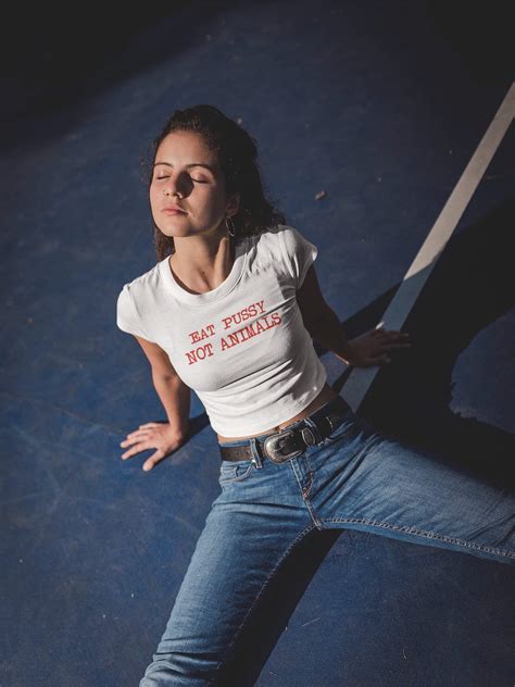 Дамска Тениска Eat Pussy Not Animals white KIKI BG