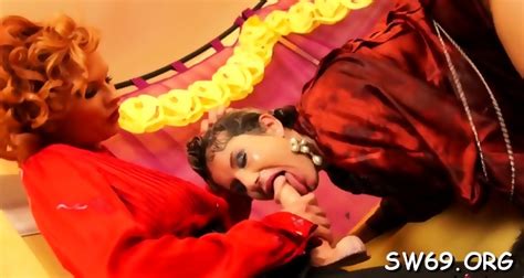 Hot Bitch Gets Down And Dirty