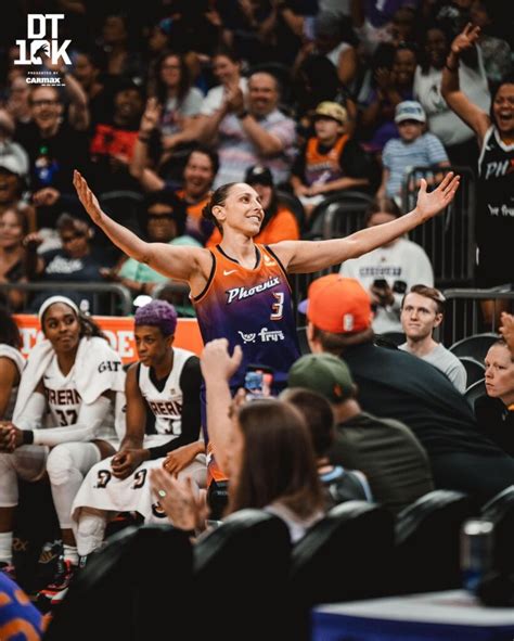 Diana Taurasi Primera Jugadora De La Wnba Con 10000 Puntos