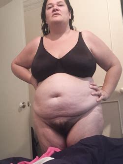 BBW Wife Sal Takes Her Bra And Panties Off Foto Porno AmaPorn