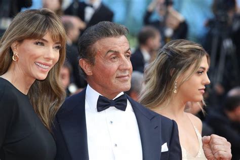 Sylvester Stallone Je Nizom Fotki Estitao K Eri Ro Endan Sretan