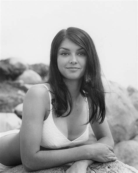 Victoria Principal 1972 Roldschoolcool