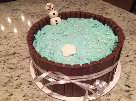 Melting Olaf Hot Tub Cake