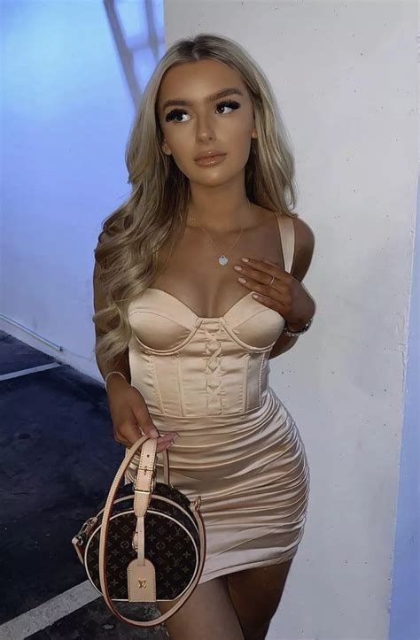 Blonde Nudes Tightdresses NUDE PICS ORG