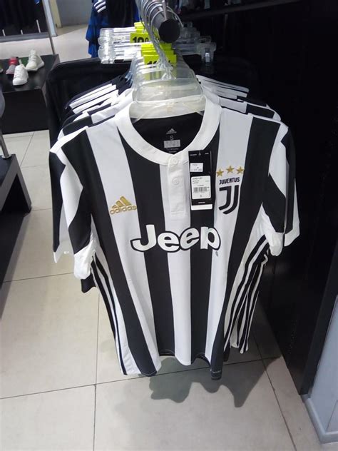 Nowy Stroj Juventus