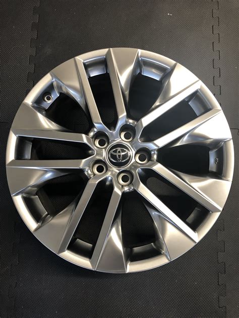 Toyota Rav4 2024 Bolt Pattern