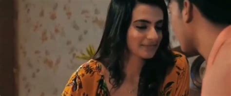 Don T Watch With Everyone Ayesha Kapoor Web Series And Ayesha Kapoor Hot Scene Article Skip