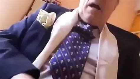 Opa Wichst Und Spritzt Free Solo Man Porn A XHamster