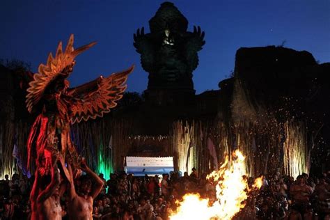 Panduan Wisata Malam Yang Penuh Kebahagiaan Di Bali Tempat Terbaik